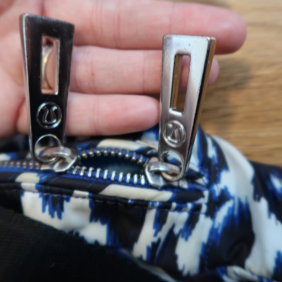 lululemon On YourBum bag Fanny Pack Ikat Sprinkler - Picture 8 of 8